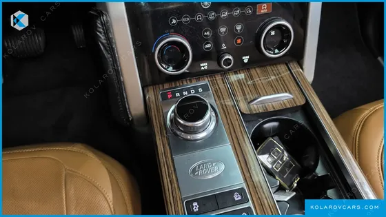LAND ROVER RANGE ROVER 4.4 SDV8 VOGUE SE DIESEL