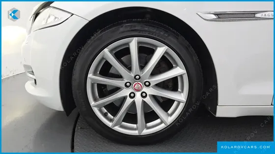 JAGUAR XJ 3.0D PREMIUM LUXURY SWB