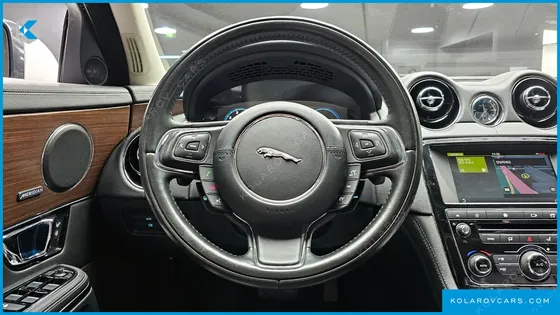 JAGUAR XJ 2.0 LUXURY SWB