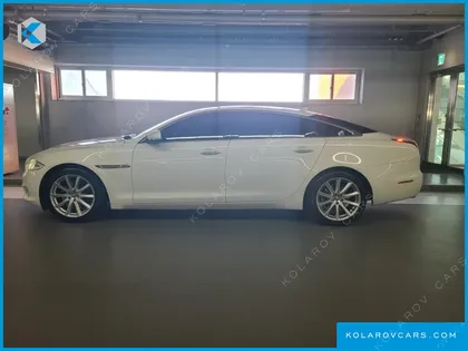 JAGUAR XJ 3.0D PREMIUM LUXURY LWB
