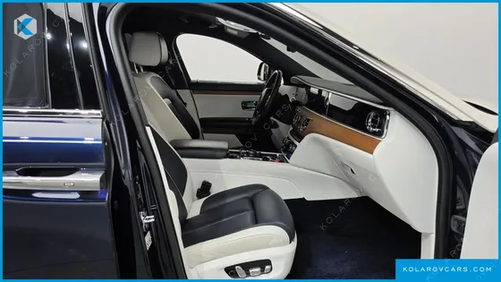 ROLLS ROYCE GHOST 6.7 EWB V12
