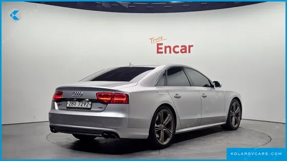 AUDI S8 4.0 TFSI QUATTRO