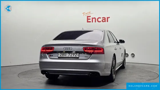 AUDI S8 4.0 TFSI QUATTRO