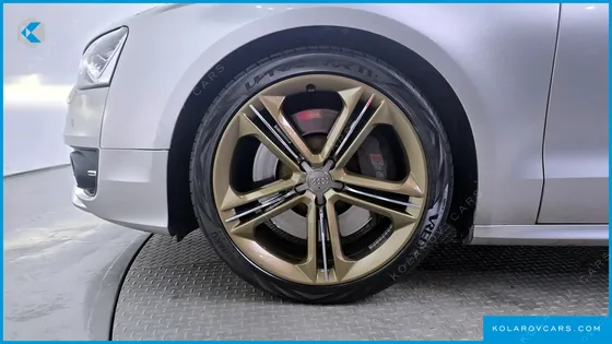AUDI S8 4.0 TFSI QUATTRO
