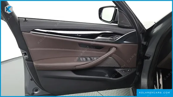 BMW 5 SERIES 530E M SPORT