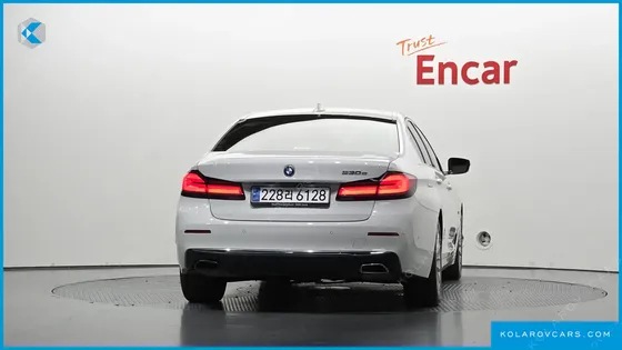 BMW 5 SERIES 530E LUXURY
