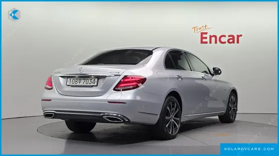 MERCEDES E-CLASS E300E 4MATIC EXCLUSIVE