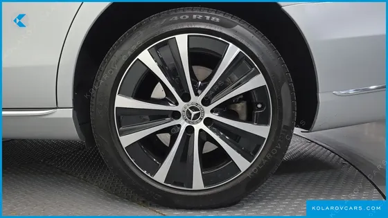 MERCEDES E-CLASS E300E 4MATIC EXCLUSIVE
