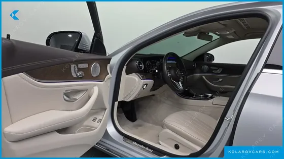 MERCEDES E-CLASS E300E 4MATIC EXCLUSIVE