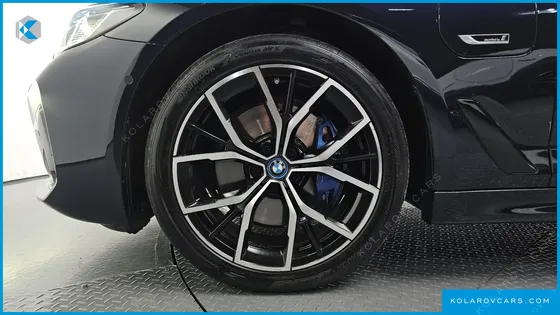 BMW 5 SERIES 530E M SPORT