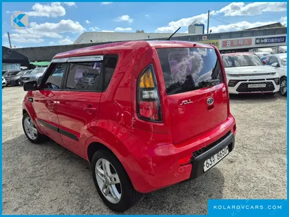 KIA SOUL GASOLINE 1.6 SMART