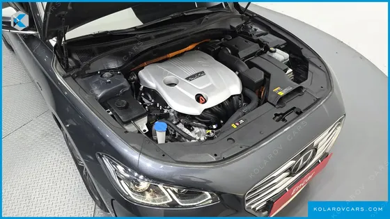 HYUNDAI GRANDEUR PREMIUM
