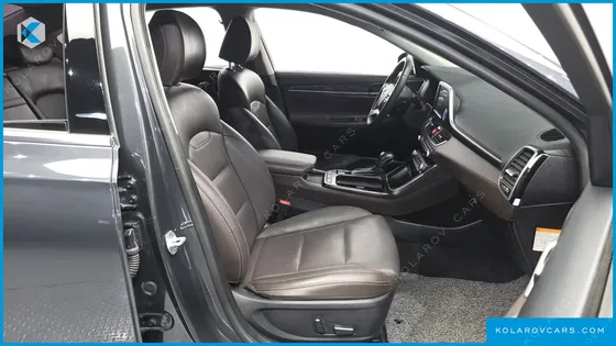 HYUNDAI GRANDEUR PREMIUM