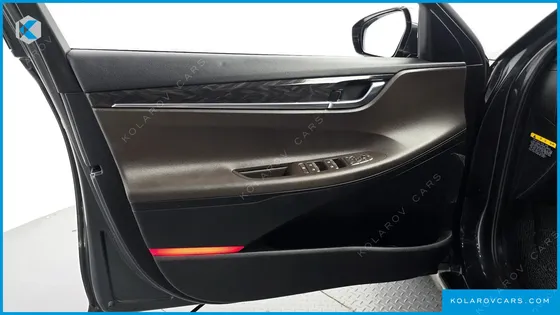 HYUNDAI GRANDEUR PREMIUM
