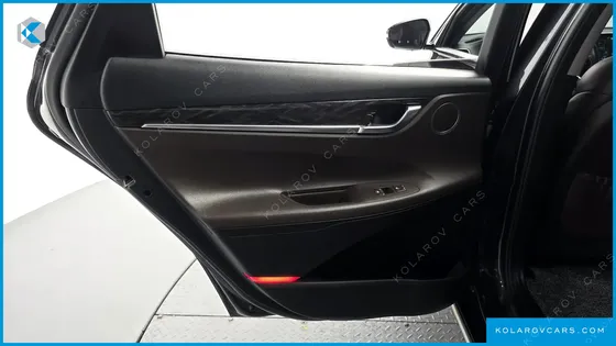 HYUNDAI GRANDEUR PREMIUM