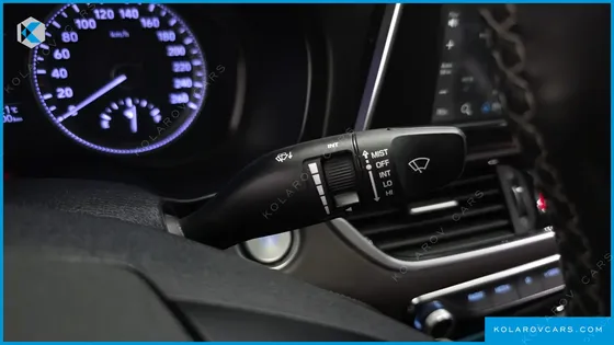 HYUNDAI GRANDEUR PREMIUM