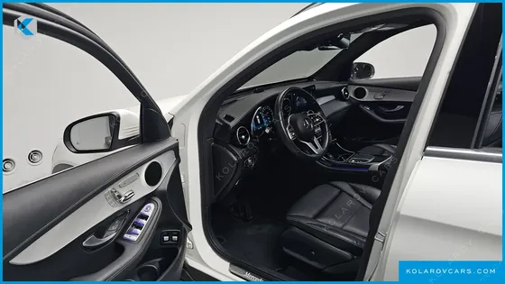 MERCEDES GLC-CLASS GLC300E 4MATIC