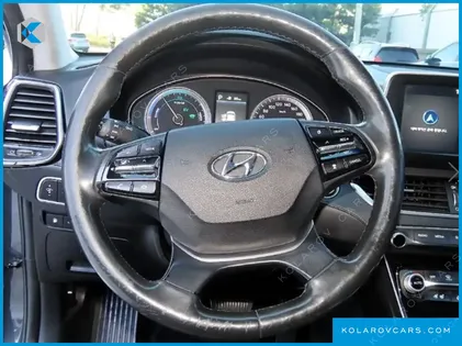 HYUNDAI GRANDEUR EXCLUSIVE