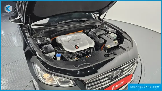 HYUNDAI GRANDEUR PREMIUM