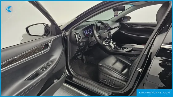 HYUNDAI GRANDEUR PREMIUM