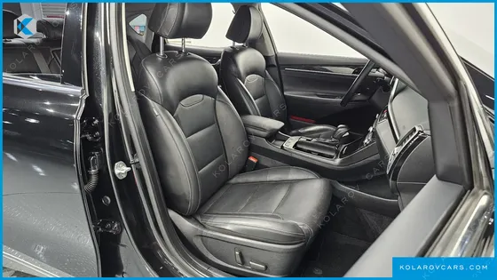 HYUNDAI GRANDEUR PREMIUM