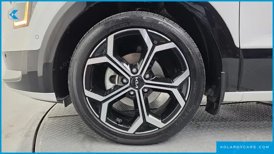 KIA NIRO SIGNATURE