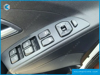 HYUNDAI TUCSON DIESEL(E-VGT) 2WD