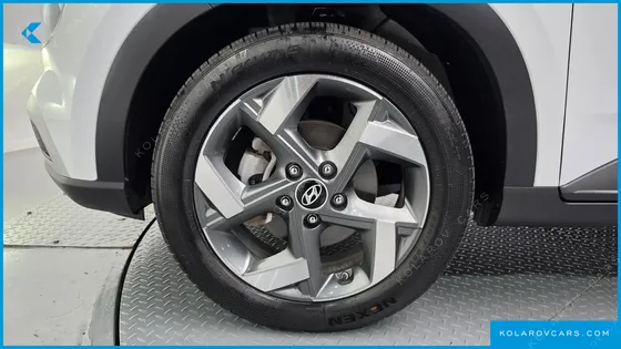 HYUNDAI VENUE 1.6 FLUX