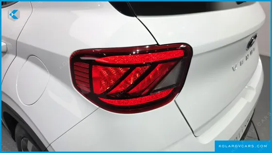 HYUNDAI VENUE 1.6 FLUX