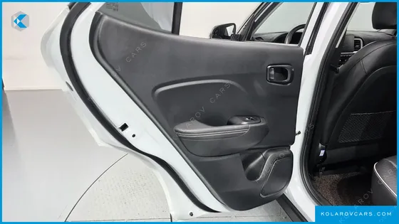 HYUNDAI VENUE 1.6 FLUX