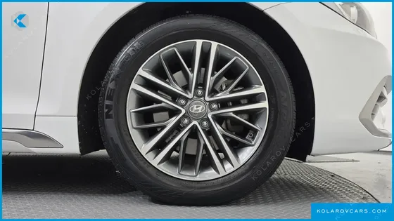 HYUNDAI GRANDEUR 3.0 LPI DSABLED PERSON