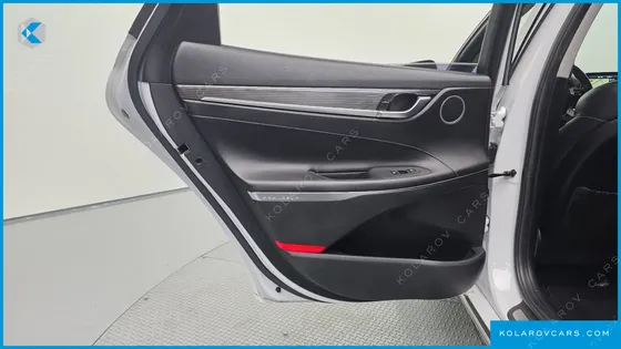 HYUNDAI GRANDEUR 3.0 LPI DSABLED PERSON