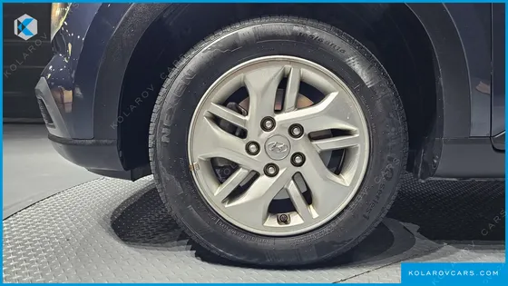 HYUNDAI VENUE 1.6 MODERN