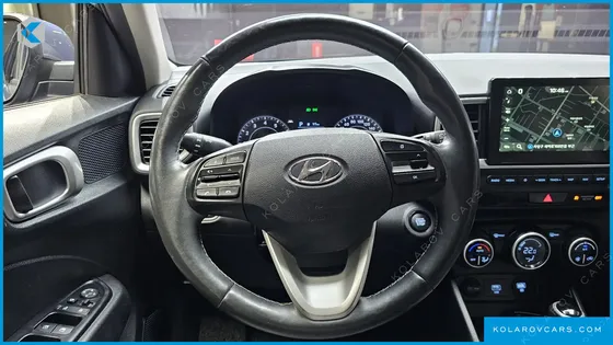 HYUNDAI VENUE 1.6 MODERN