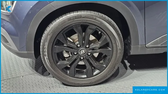 HYUNDAI VENUE 1.6 FLUX