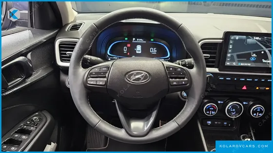 HYUNDAI VENUE 1.6 FLUX