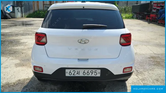 HYUNDAI VENUE 1.6 MODERN
