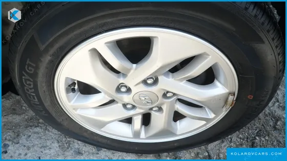 HYUNDAI VENUE 1.6 MODERN