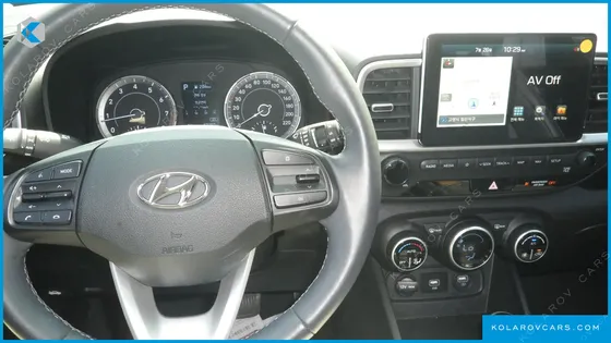 HYUNDAI VENUE 1.6 MODERN