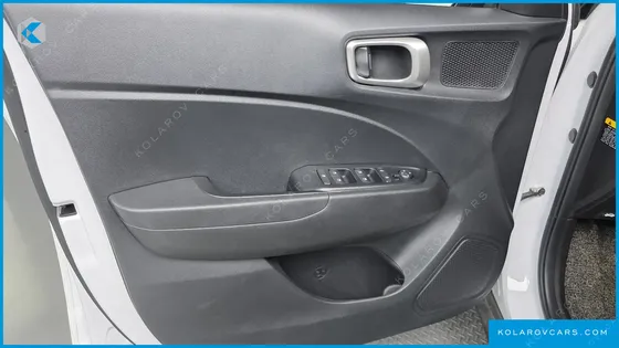HYUNDAI VENUE 1.6 SMART