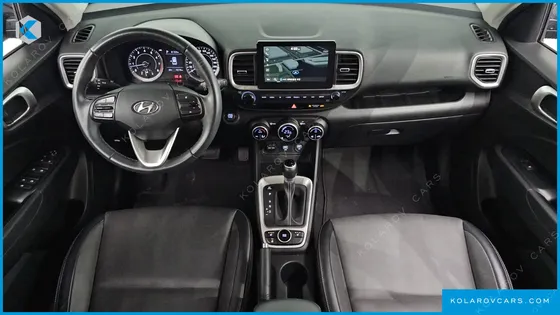 HYUNDAI VENUE 1.6 MODERN