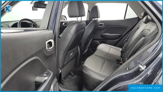 HYUNDAI VENUE 1.6 MODERN