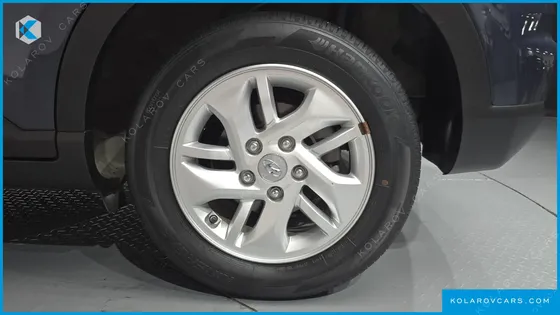 HYUNDAI VENUE 1,6 PREMIUM