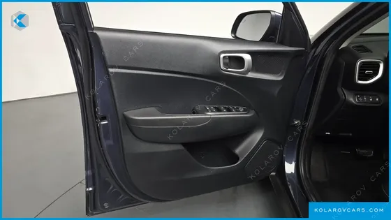 HYUNDAI VENUE 1,6 PREMIUM