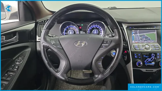 HYUNDAI SONATA LPI PREMIER(HANDICAPPED)
