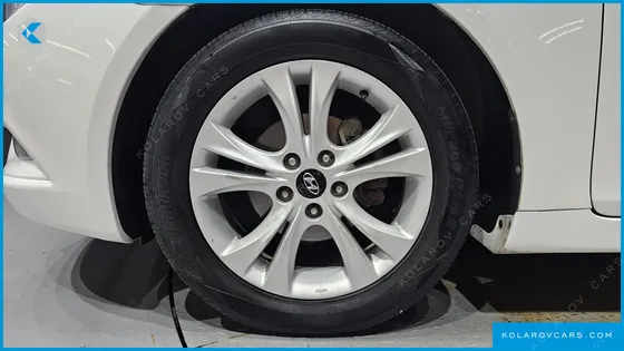 HYUNDAI SONATA LPI PREMIER(HANDICAPPED)