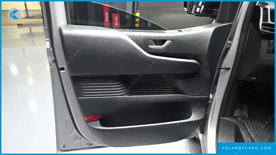 HYUNDAI STARIA HEV 1.6T TOURER 11-SEATER
