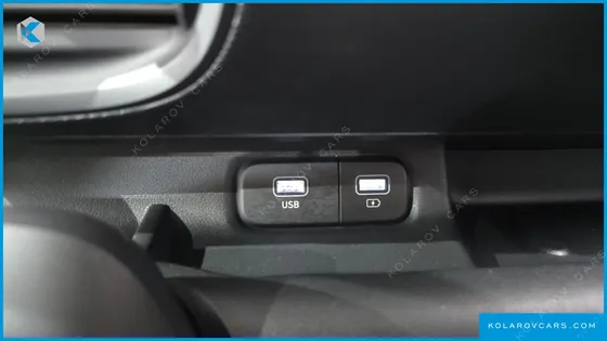 HYUNDAI CASPER THE ESSENTIAL LIGHT