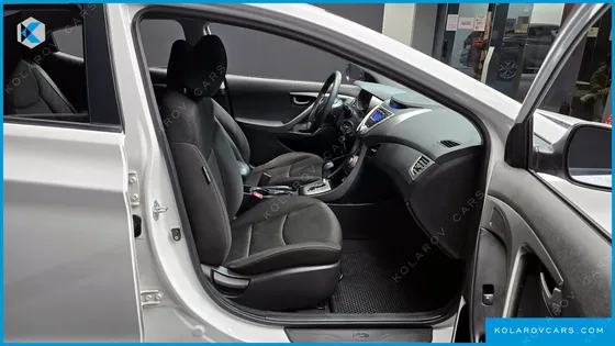 HYUNDAI ELANTRA (AVANTE) M16 GDI DELUXE