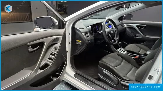 HYUNDAI ELANTRA (AVANTE) M16 GDI DELUXE